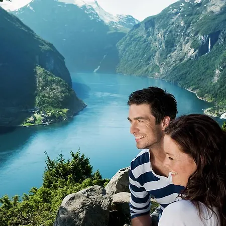 Stranda Feriesenter Holiday park 4*